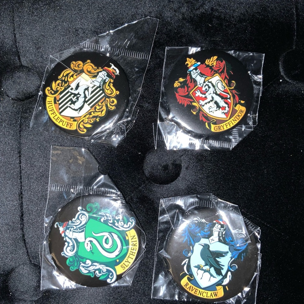 Harry Potter House Flags & Buttons